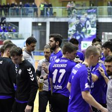 Remi s Svišem in končnica za prvaka