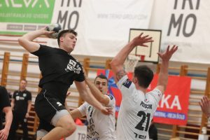 Read more about the article Gostitelji v drugem polčasu do zanesljive zmage